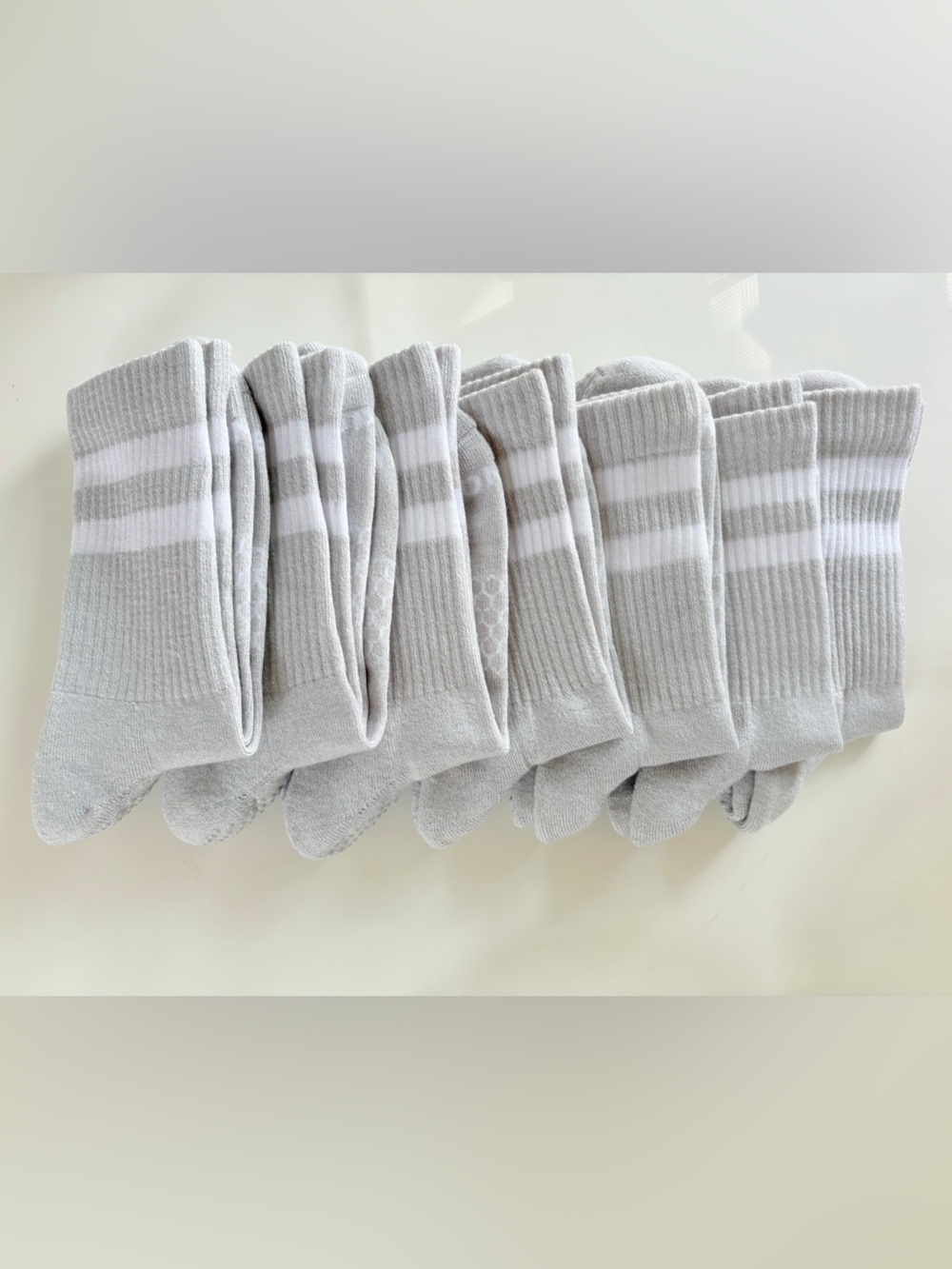 Bombas 7-Pack Striped Crew Grip Socks Gray White Non-Slip Cushioned Socks Size L